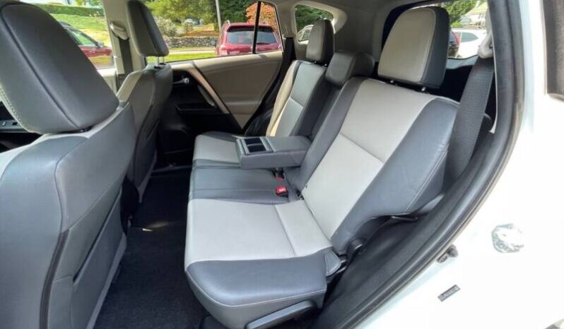 2013 Toyota RAV4 full