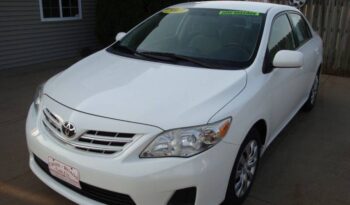 2013 Toyota Corolla full