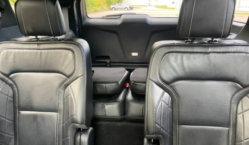 2018 Ford Explorer full