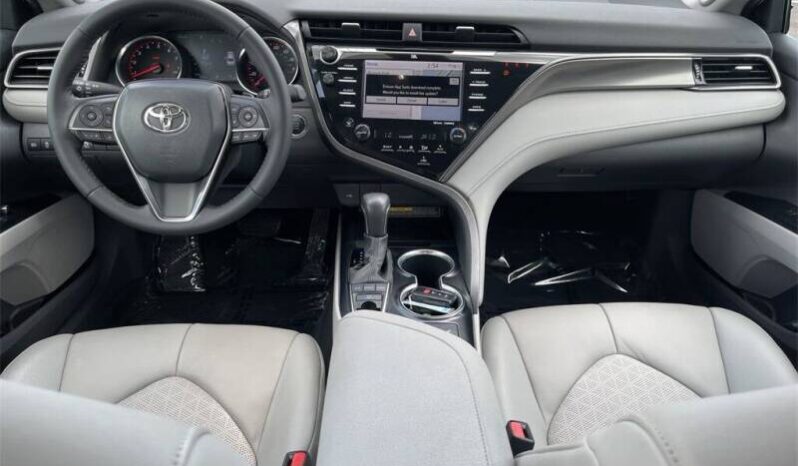 2020 Toyota Camry White full