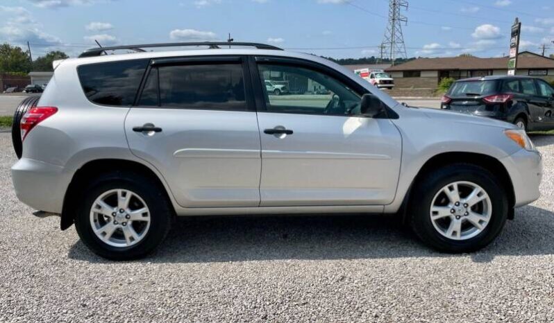 2011 Toyota RAV4 full