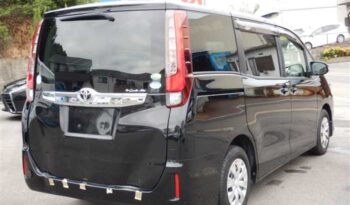 2017 Toyota Noah full
