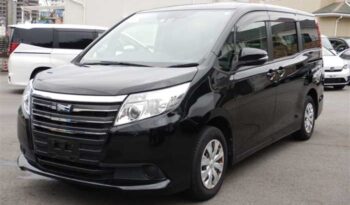 2017 Toyota Noah full
