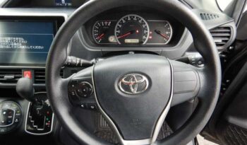 2017 Toyota Noah full