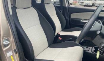 2015 Toyota Vitz full