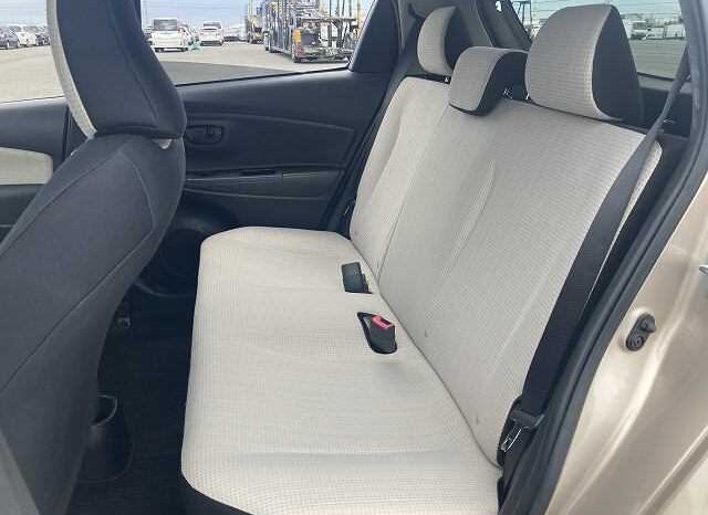 2015 Toyota Vitz full