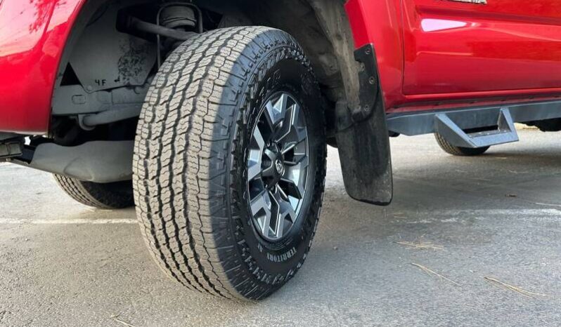 2011 Toyota Tacoma full
