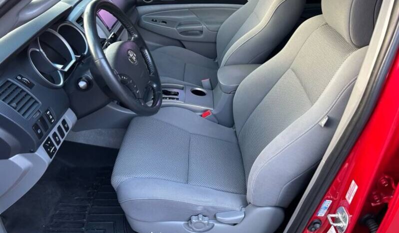 2011 Toyota Tacoma full