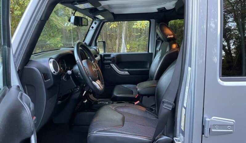 2013 Jeep Wrangler Unlimited full