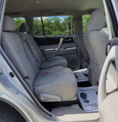 2013 Toyota Highlander full