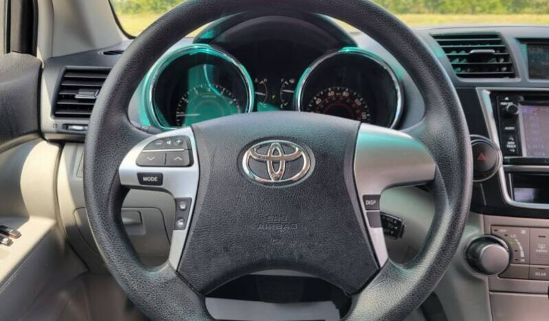 2013 Toyota Highlander full