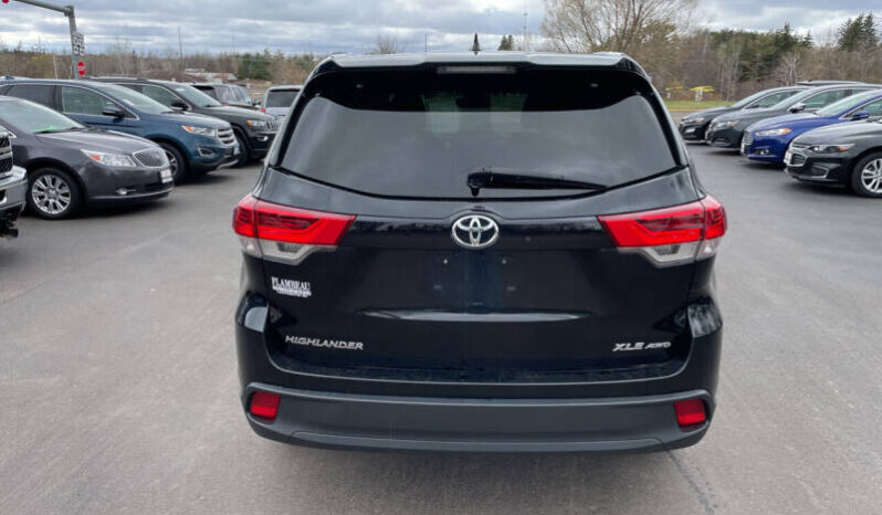 2017 Toyota Highlander full