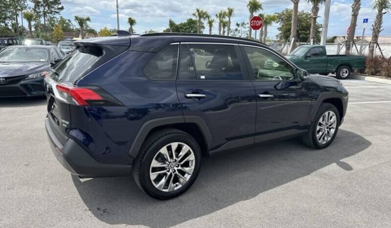 2020 Toyota RAV4 full