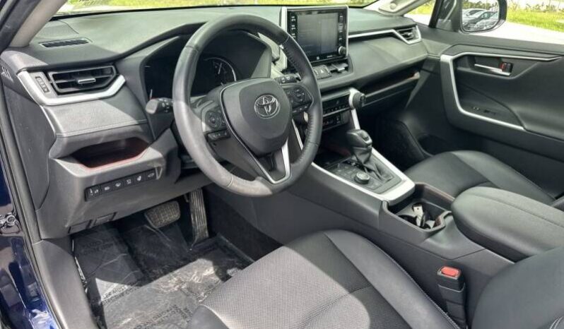 2020 Toyota RAV4 full