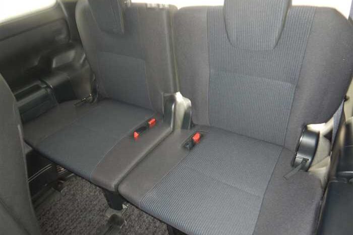 2017 Toyota Noah full