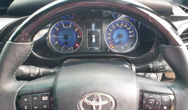 2016 TOYOTA HILUX REVO full