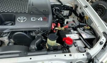 2014 Toyota Hilux SR (4X4) full