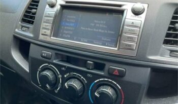 2014 Toyota Hilux SR (4X4) full