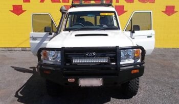 2015 Toyota Land cruiser 10 Seats full