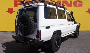 2015 Toyota Land cruiser 10 Seats full