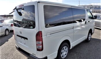2015 TOYOTA HIACE full