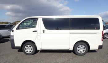 2015 TOYOTA HIACE full