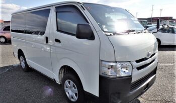 2015 TOYOTA HIACE full