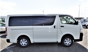 2015 TOYOTA HIACE full
