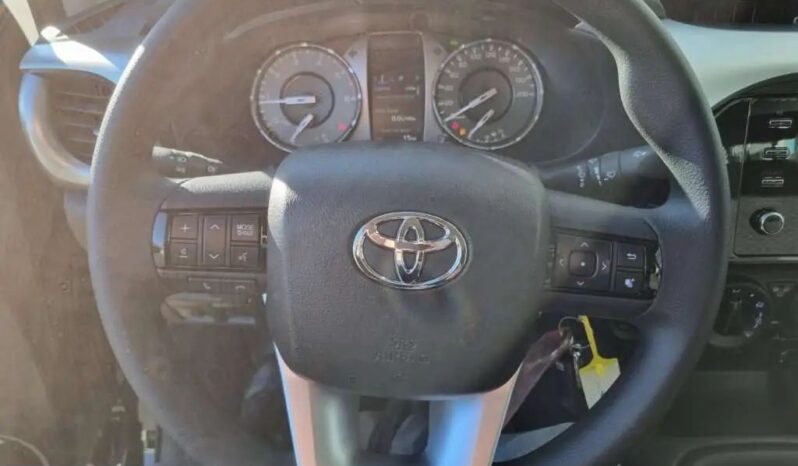 2023 Toyota Hilux full