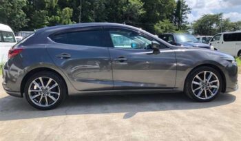 2017 Mazda Axela full