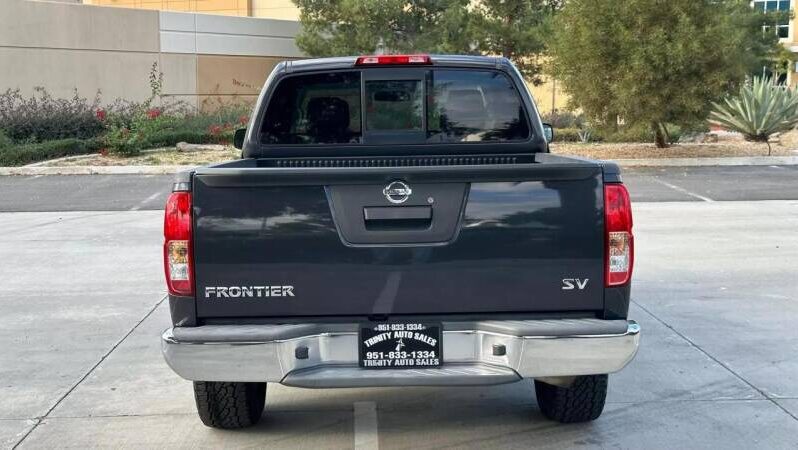 2014 Nissan Frontier full