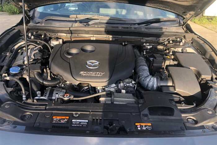 2017 Mazda Axela full