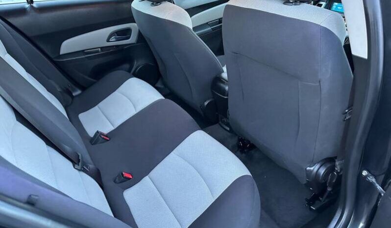 2015 Chevrolet Cruze full