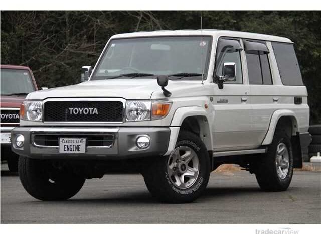 2015 Toyota Landcruiser 70 full