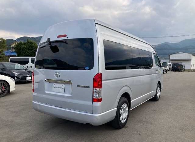 2017 Toyota Hiace full