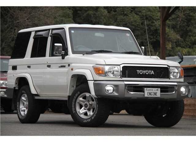 2015 Toyota Landcruiser 70 full