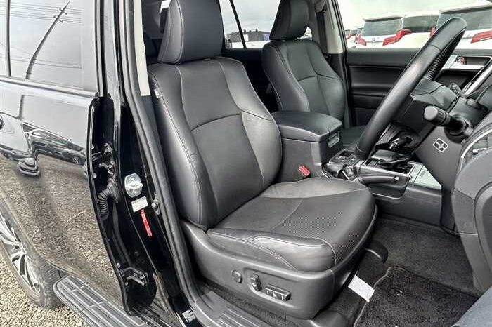 2018 Toyota Land Cruiser Prado full