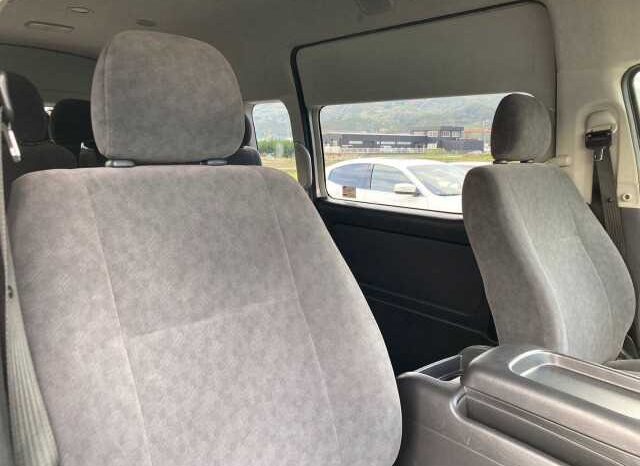 2017 Toyota Hiace full