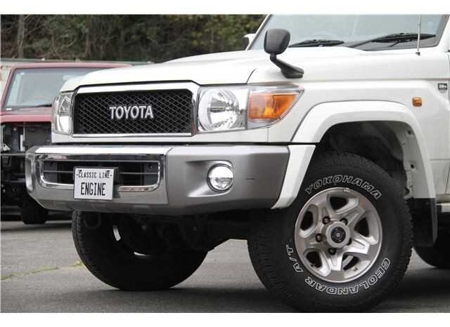 2015 Toyota Landcruiser 70 full