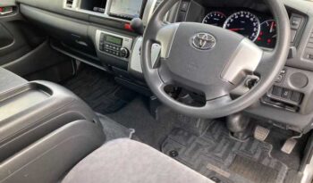2017 Toyota Hiace full