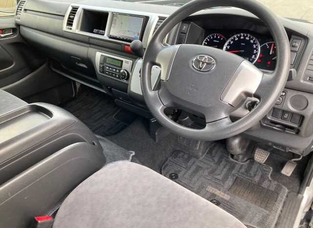 2017 Toyota Hiace full
