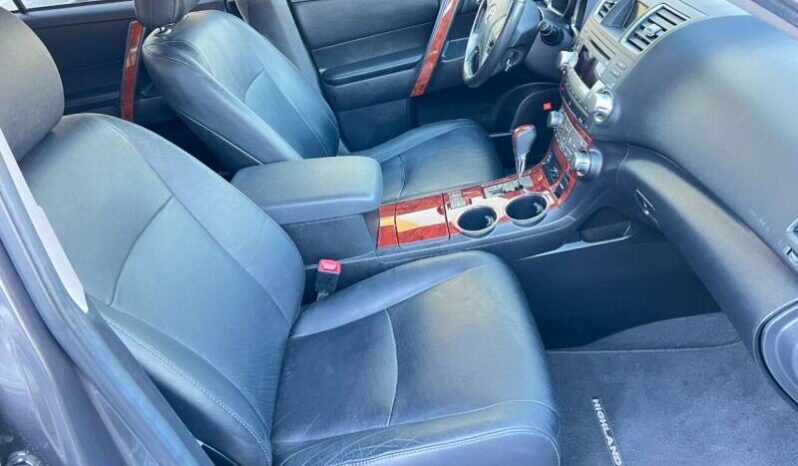 2011 Toyota Highlander full