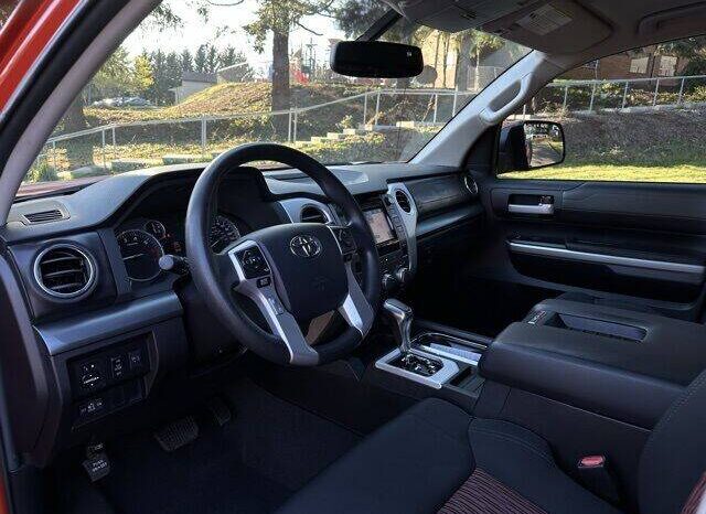 2015 Toyota Tundra full