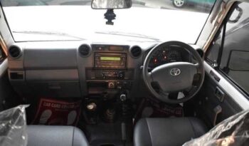 2015 TOYOTA LAND CRUISER 10 seats full