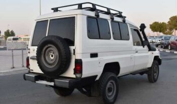 2015 TOYOTA LAND CRUISER 10 seats full