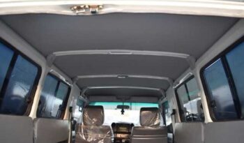 2015 TOYOTA LAND CRUISER 10 seats full