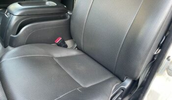2013 TOYOTA HIACE full