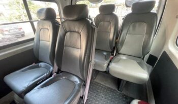 2013 TOYOTA HIACE full