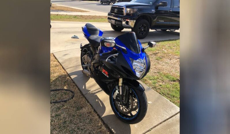 2011 Suzuki GSX-R750 full