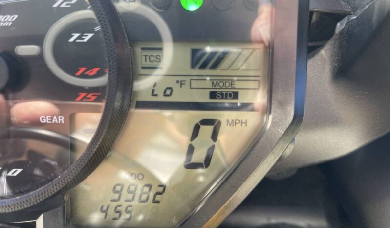 2014 Yamaha YZF R1 full